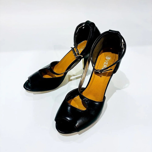 VERONA Black faux  leather sandals - Picture 3 of 7